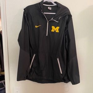 Men’s Michigan Windbreaker/Raincoat
